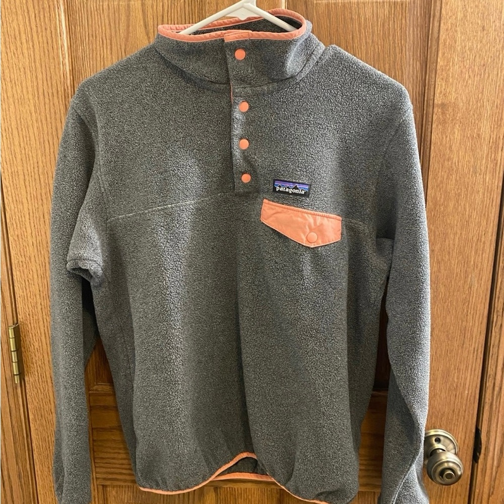 Patagonia Gray and Coral Fleece Pullover